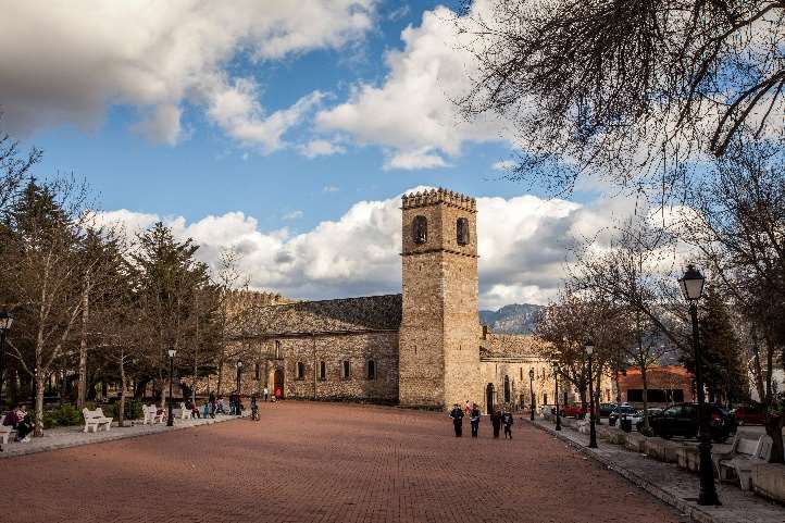 Santuario y Romería de la Virgen de
Fuensanta