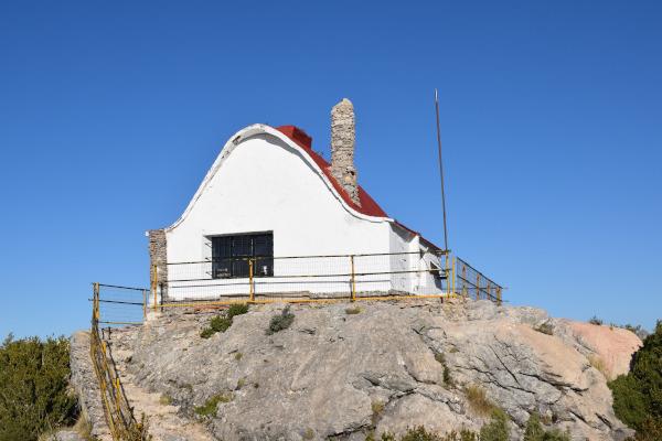 Caseta de fogueros Morrones de Santa María